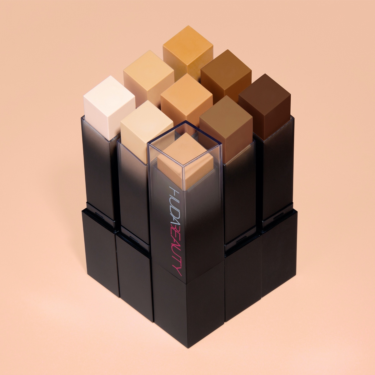 #FAUXFILTER SKIN FINISH BUILDABLE COVERAGE FOUNDATION STICK (BASE DE MAQUILLAJE EN BARRA)
